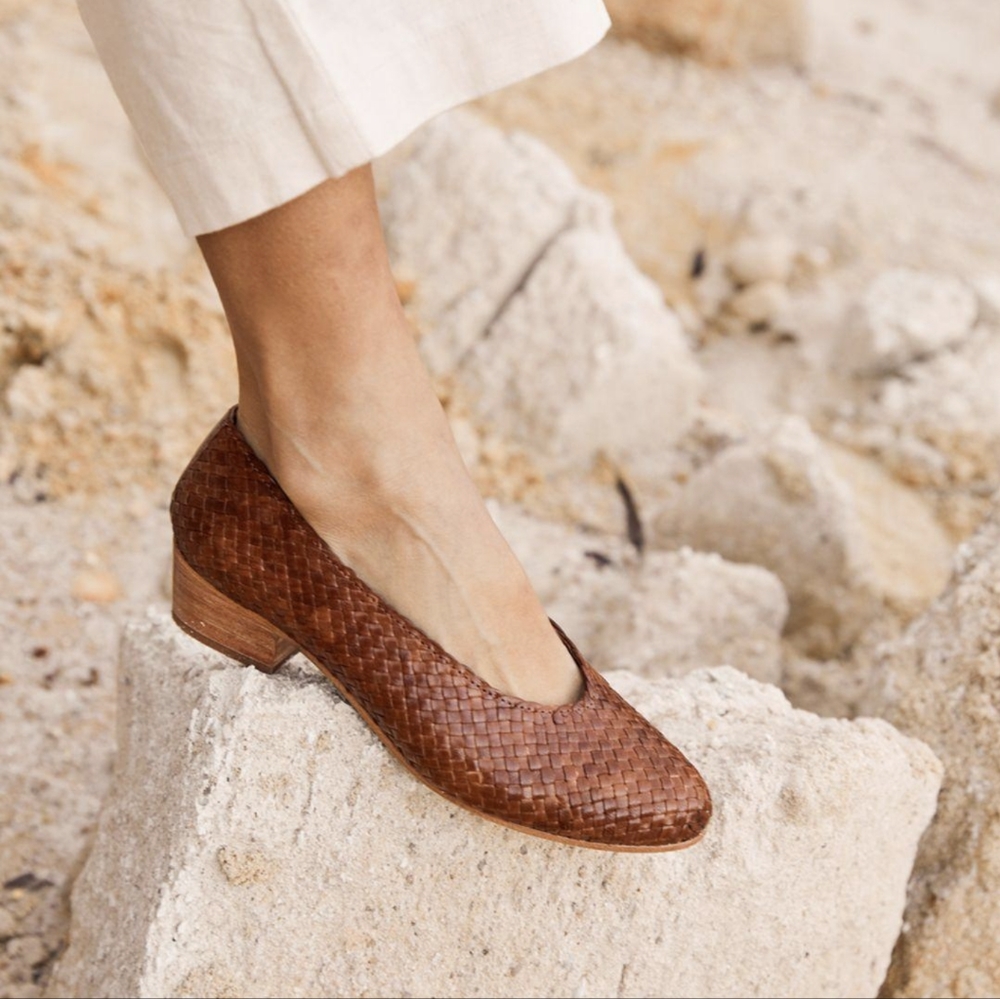 St Agni Women's Cisco Woven Low-heel Pumps In Seashell